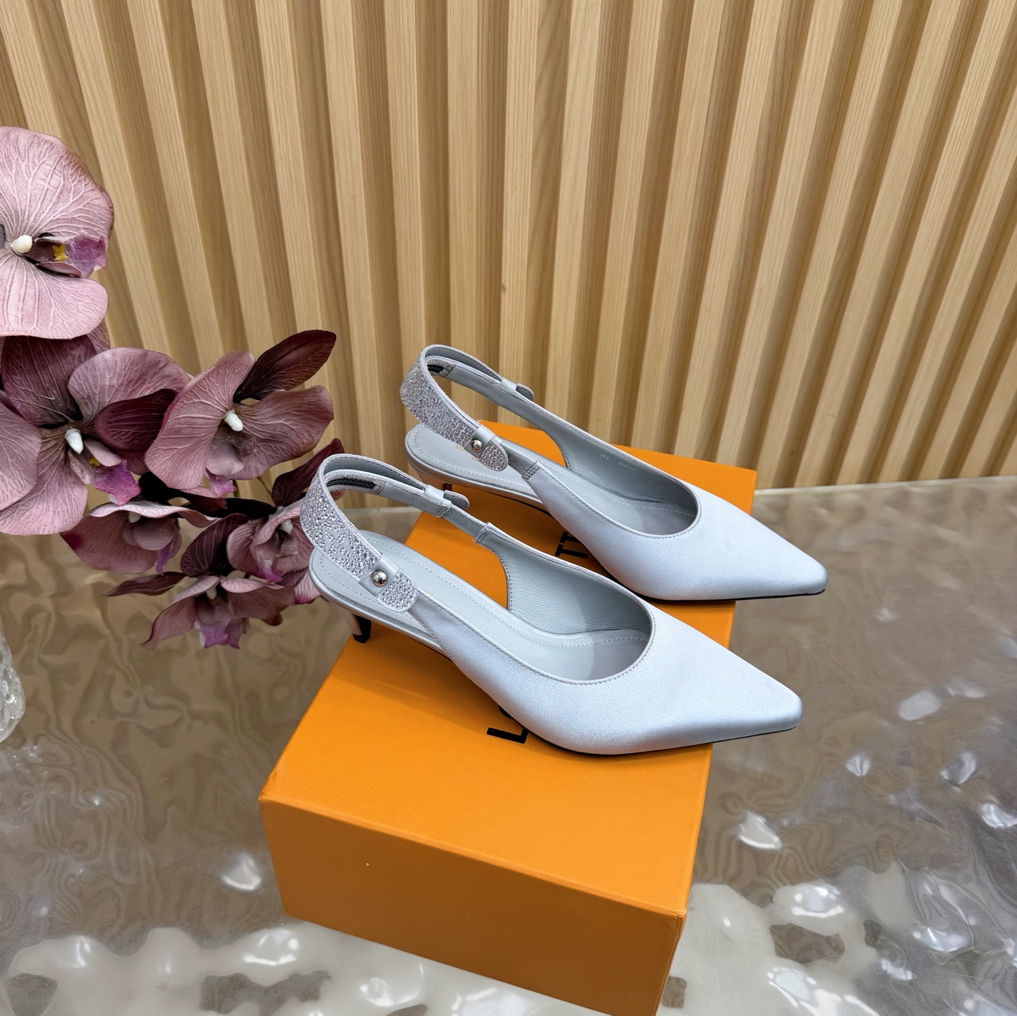 Women's high heels